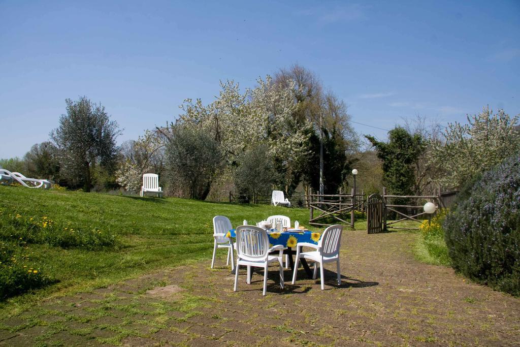 Relais Il Ciliegio Aparthotel Sorano  Esterno foto