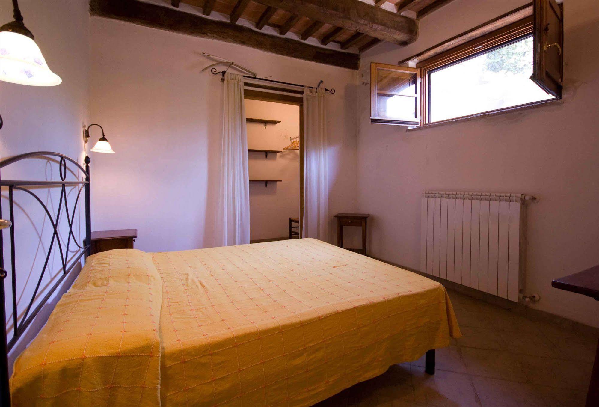 Relais Il Ciliegio Aparthotel Sorano  Esterno foto