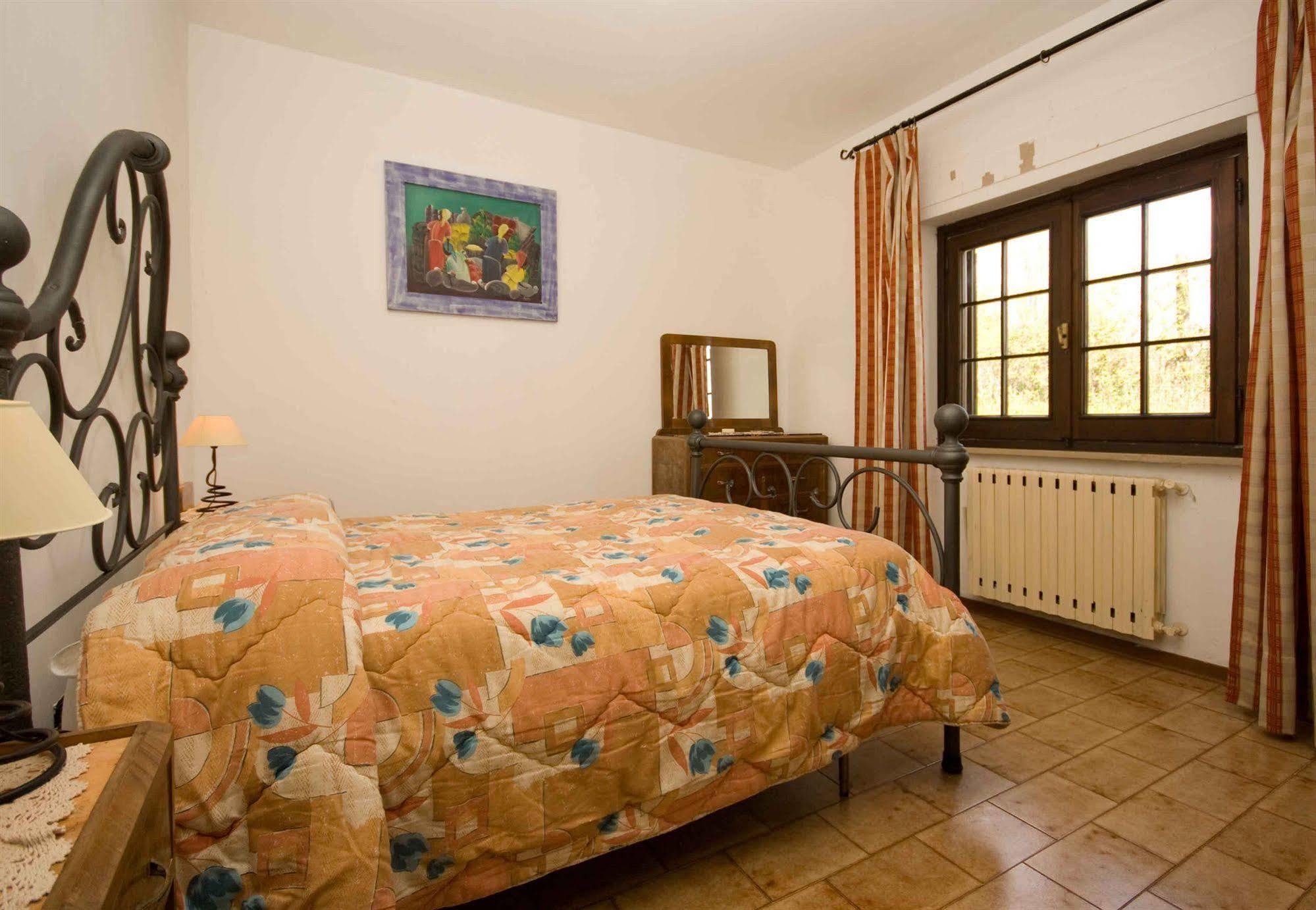 Relais Il Ciliegio Aparthotel Sorano  Esterno foto