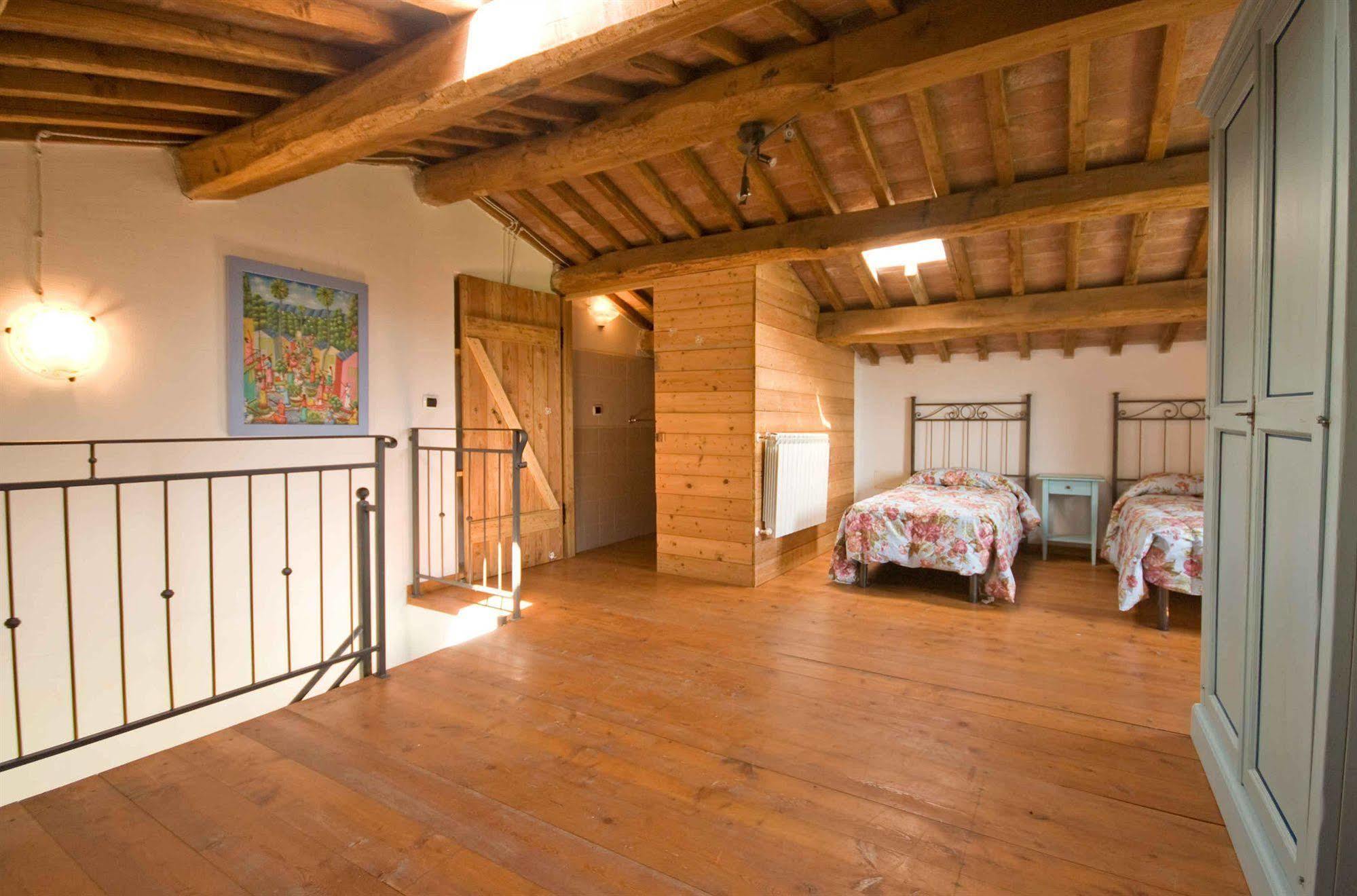 Relais Il Ciliegio Aparthotel Sorano  Esterno foto